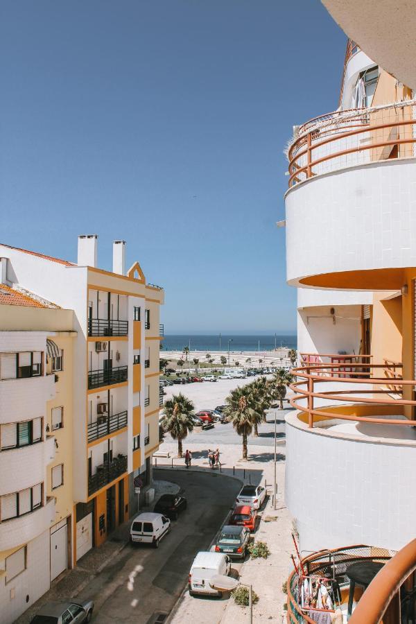 Caparica Sunny House II Lägenhet Costa de Caparica Exteriör bild